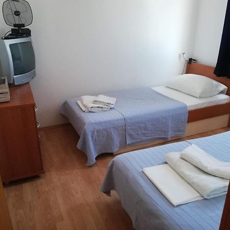 Apartments Burcul Pag Pag Town Eksteriør billede