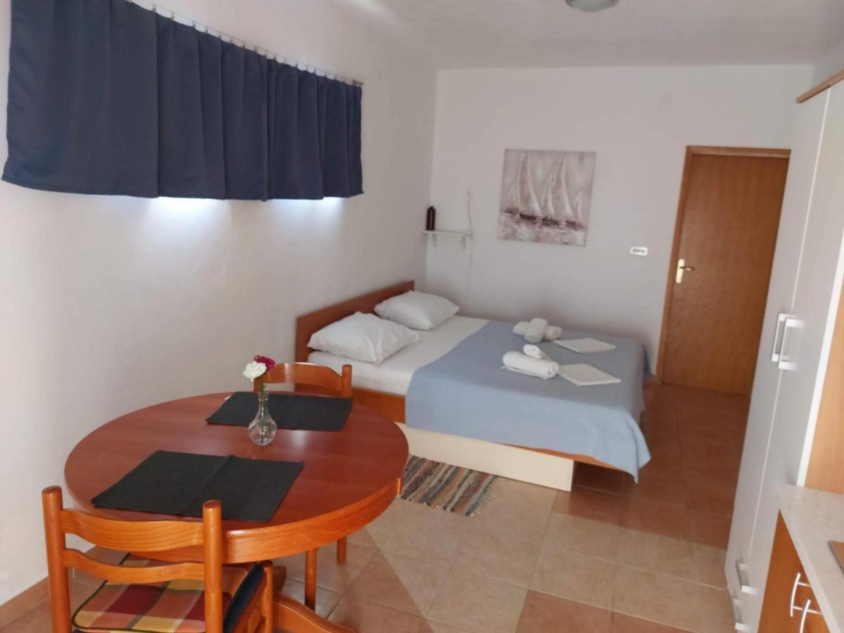 Apartments Burcul Pag Pag Town Eksteriør billede