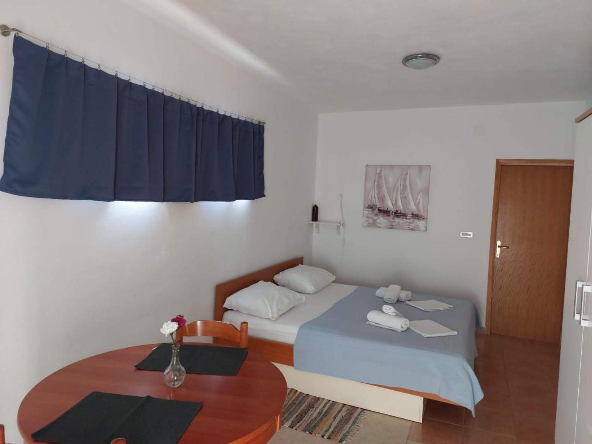 Apartments Burcul Pag Pag Town Eksteriør billede