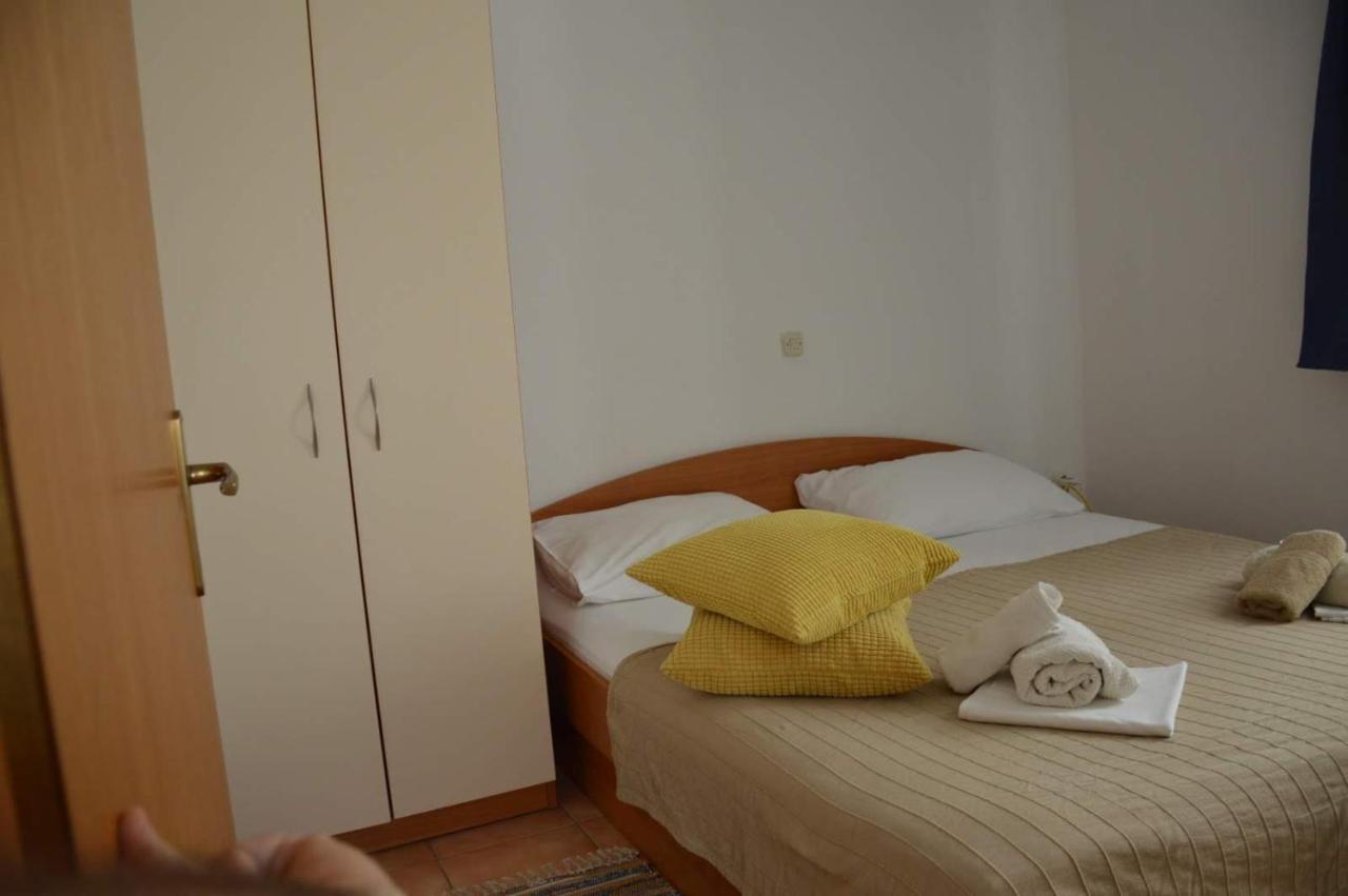 Apartments Burcul Pag Pag Town Eksteriør billede