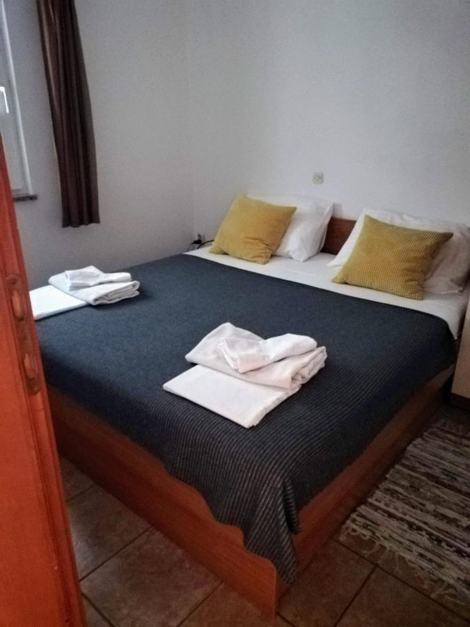 Apartments Burcul Pag Pag Town Eksteriør billede