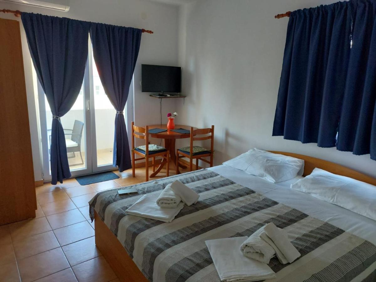 Apartments Burcul Pag Pag Town Eksteriør billede